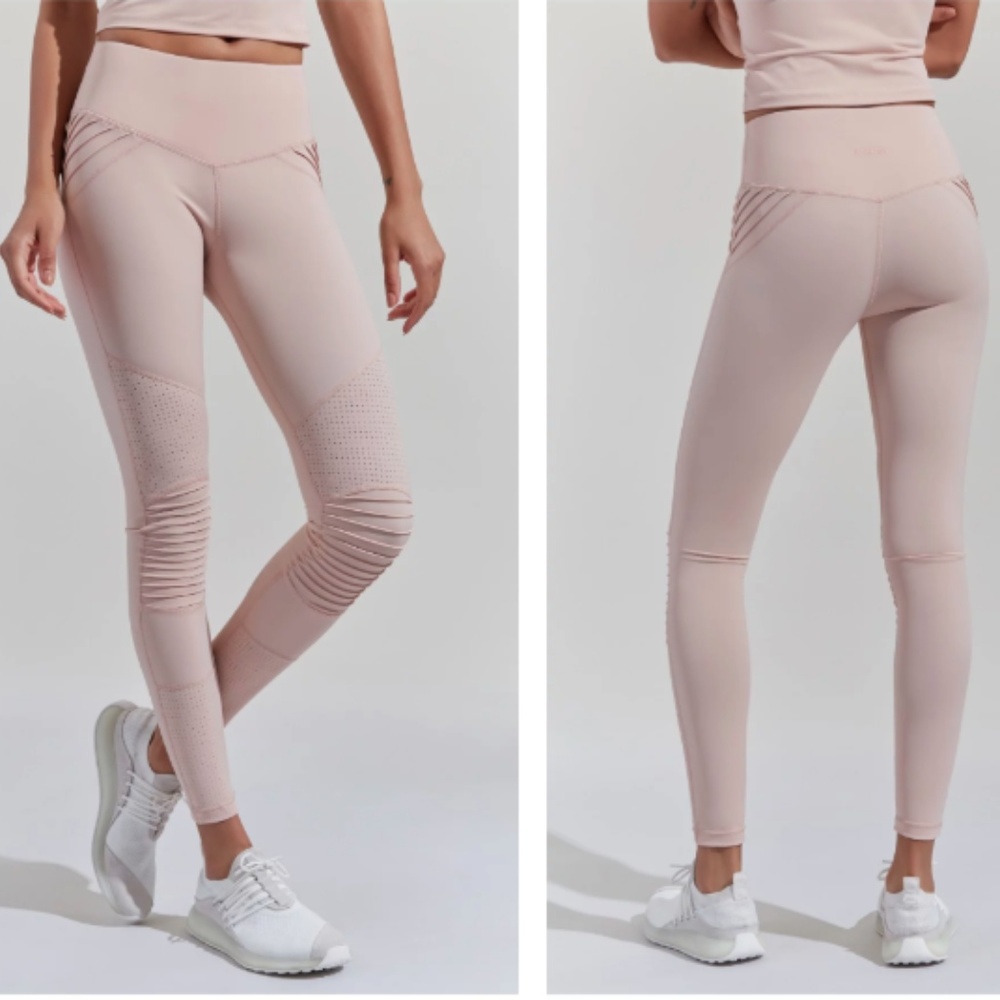 L'URV RACE READY MOTO LEGGING in Blush Size Small